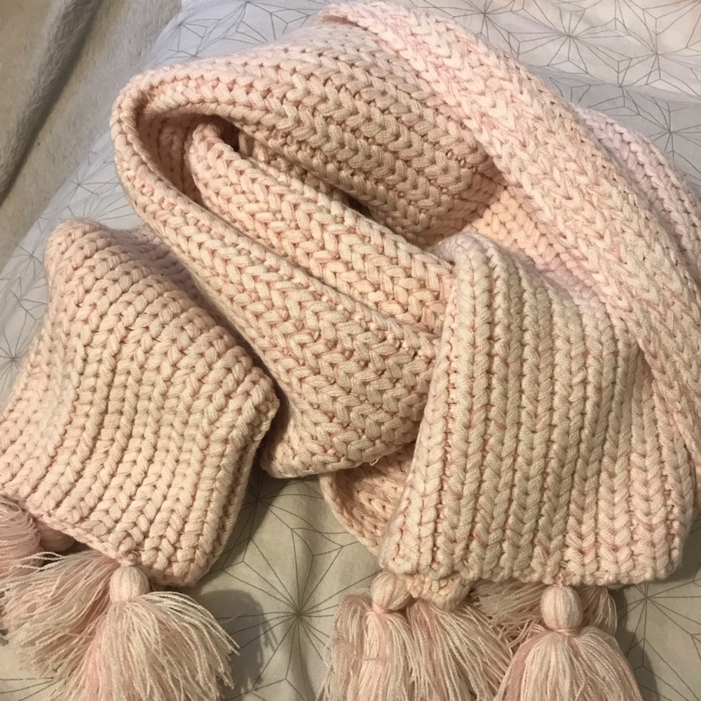 JCREW COZY PINK SCARF